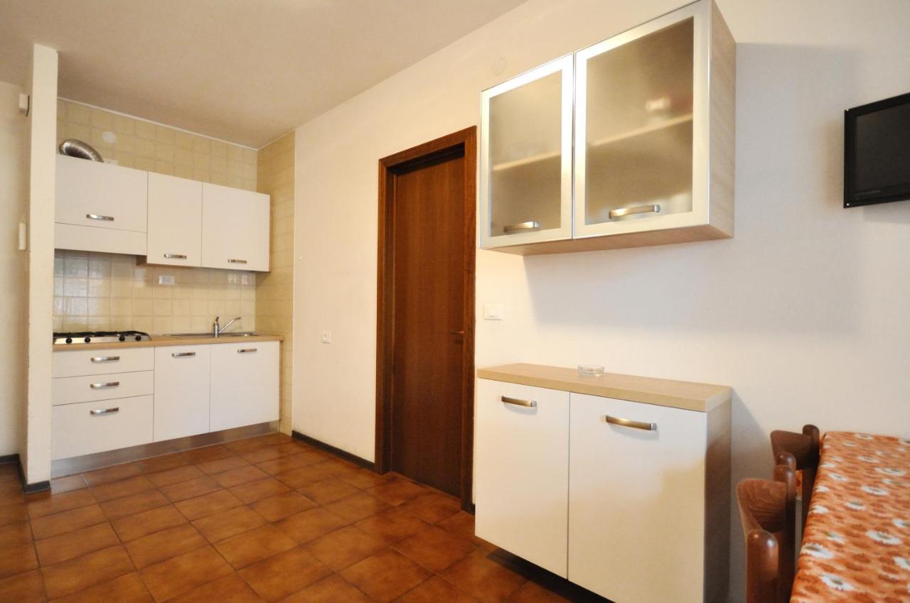 Condominio Tiziano B Bibione Eksteriør bilde